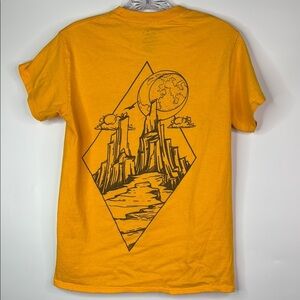 Call Your Mother Alien Planet Earth Yellow Tshirt Size Small
